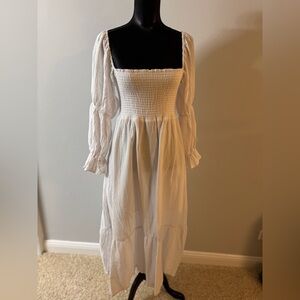 NWT Caara Women’s Elegant White Long Sleeve Square Neck Smocked Dress L